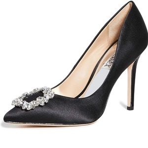 Badgley Mischka black pumps